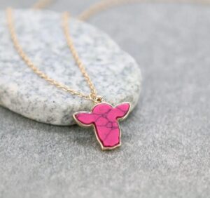 necklace steer head pink stone