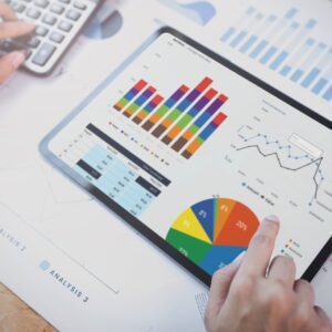 HOW TO WRITE A MARKETING REPORT? 4 MARKETING REPORT