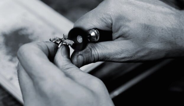 custom diamond rings in Toronto