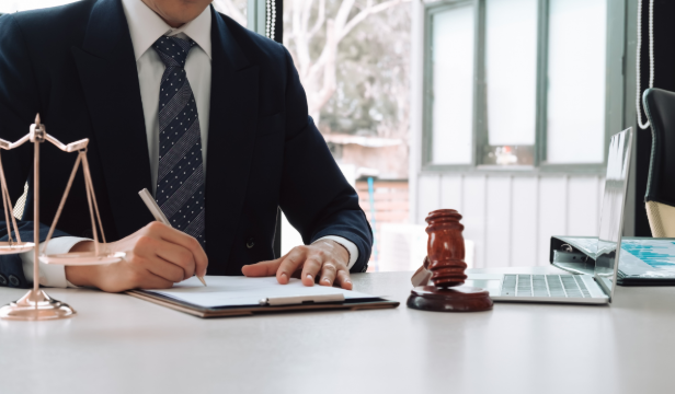 criminal defense lawyer in Knoxville