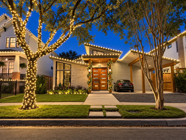 Permanent Christmas lighting2